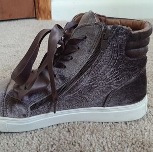 Steve Madden Felt Shoes